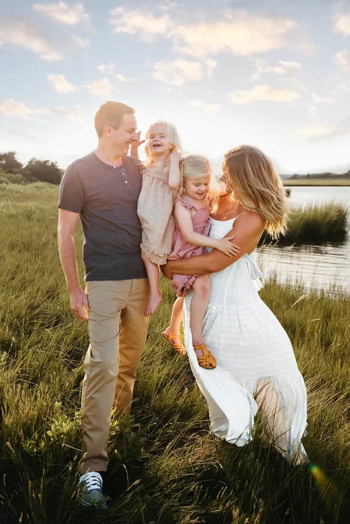 Caryn Scanlan Cape Cof Family Photographer's photo of a family taken in the summer at a Cape Cod Beach