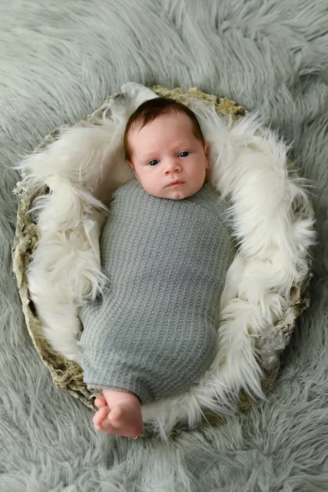 Wide awake newborn photoshoot on the South Shore near Plymouth MA by Caryn Scanlan Photography