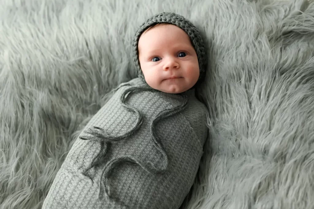 Wide awake newborn photoshoot on the South Shore near Plymouth MA by Caryn Scanlan Photography